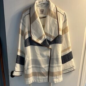 Chico's White and Blue Blazer Asymmetrical Collar